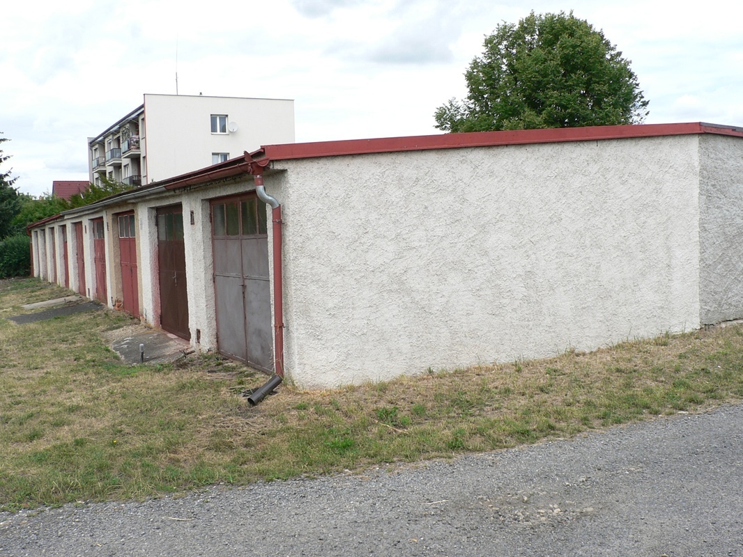 BLATNÁ, ul. Šilhova - garáž - 3
