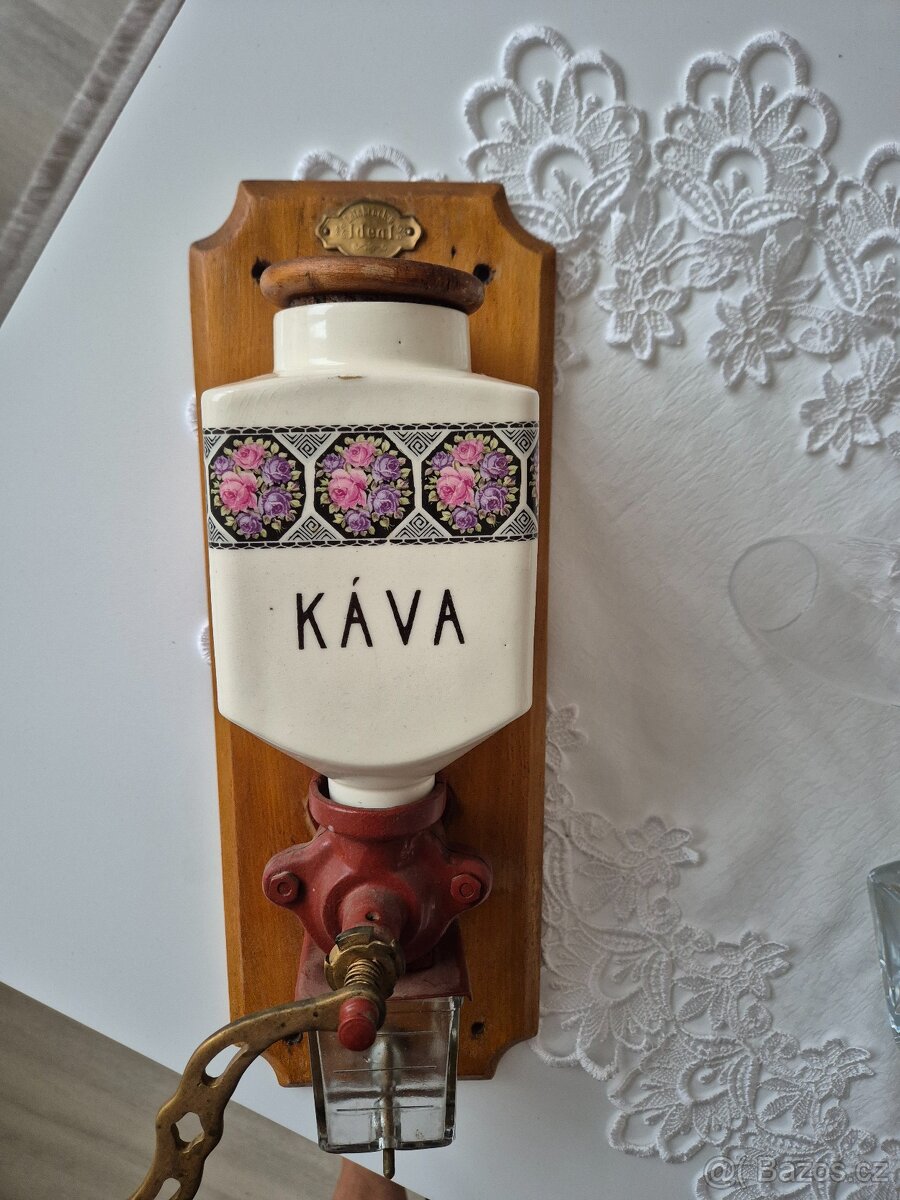 Mlýnek na kávu - 3