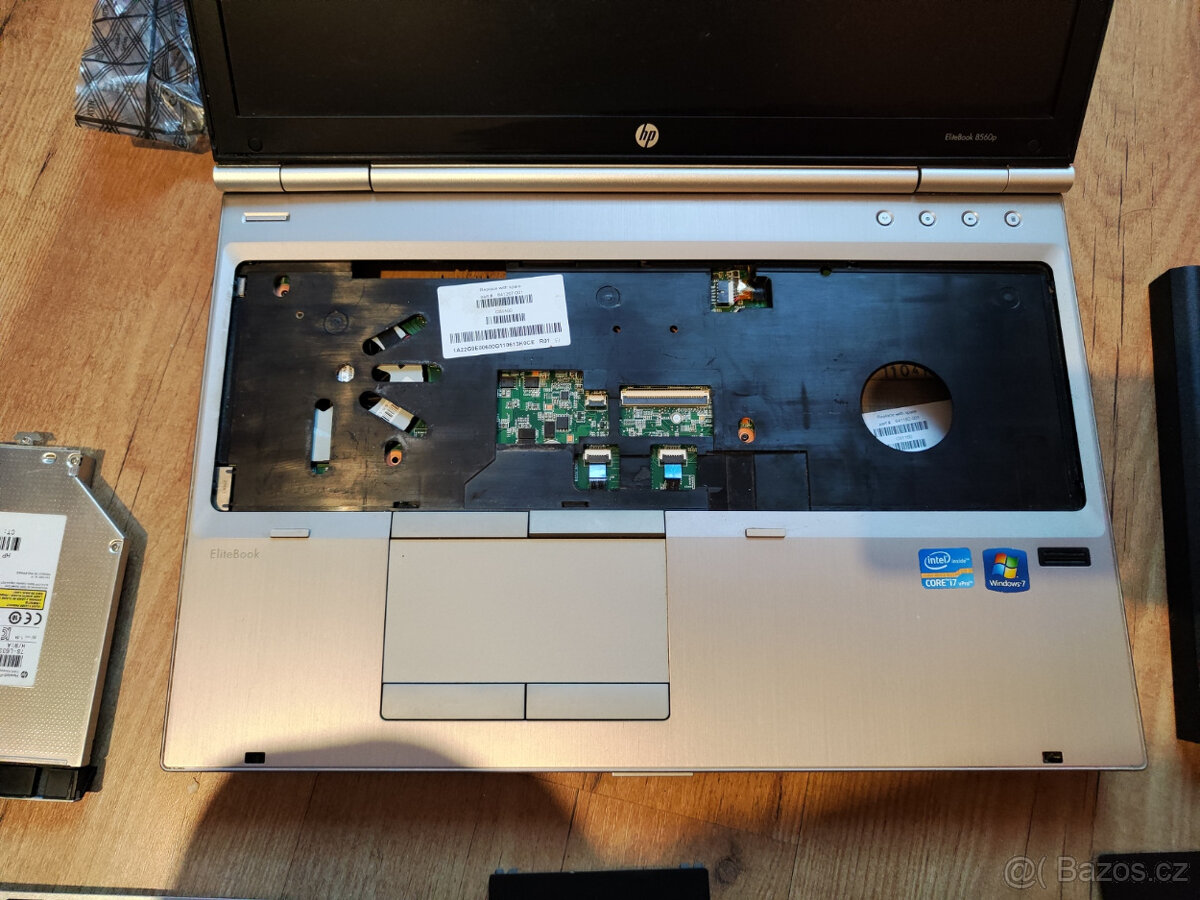 Náhradní díly z notebooku Hp Elitebook 8560p - 3