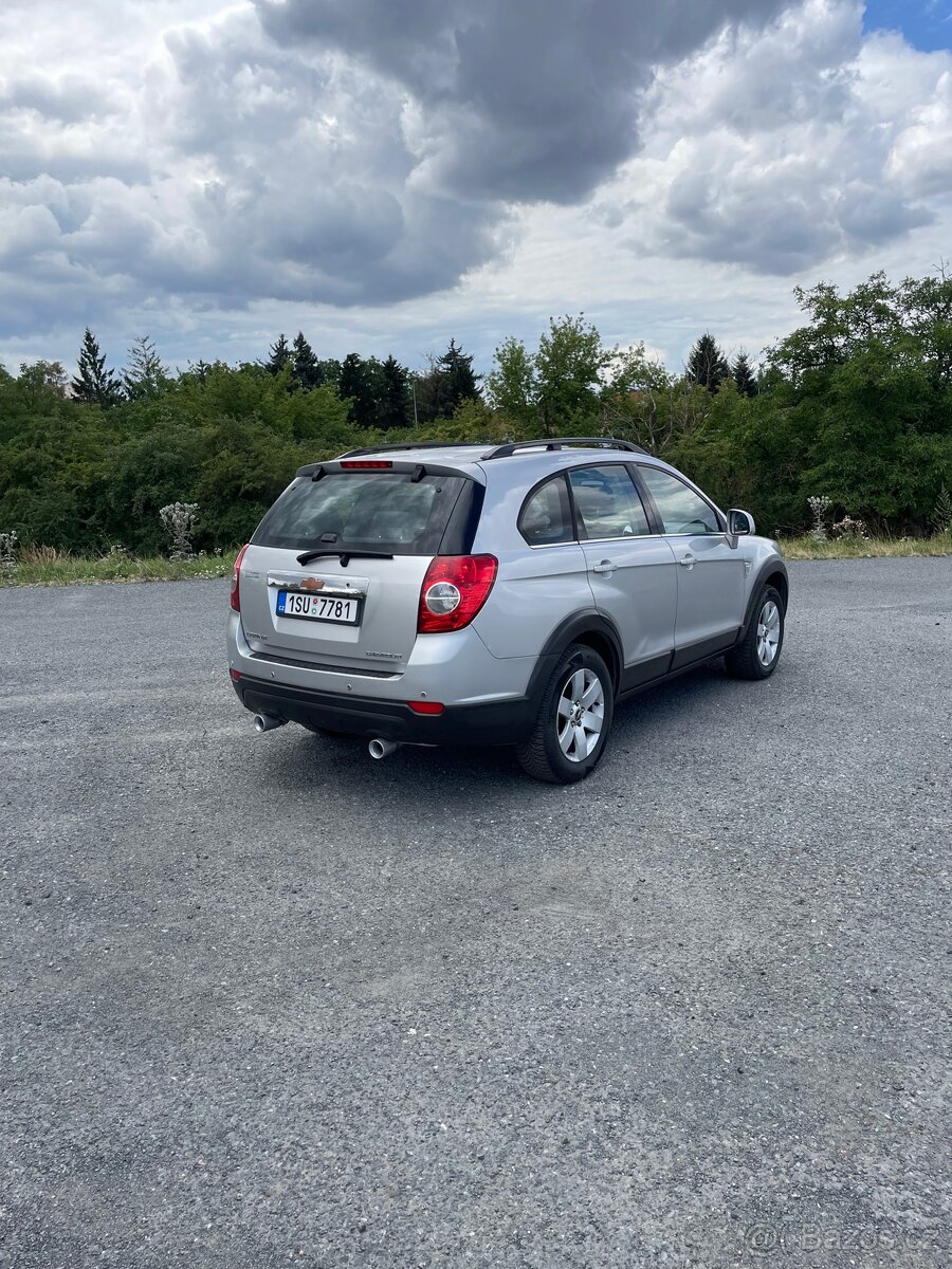 Chevrolet Captiva 4x4 , 7 místné - 3