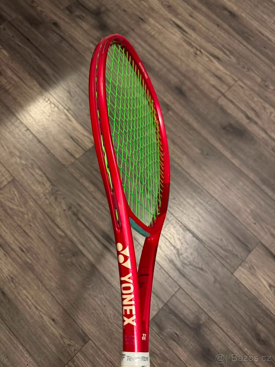 Yonex VCORE 98 Ruby Red - 3