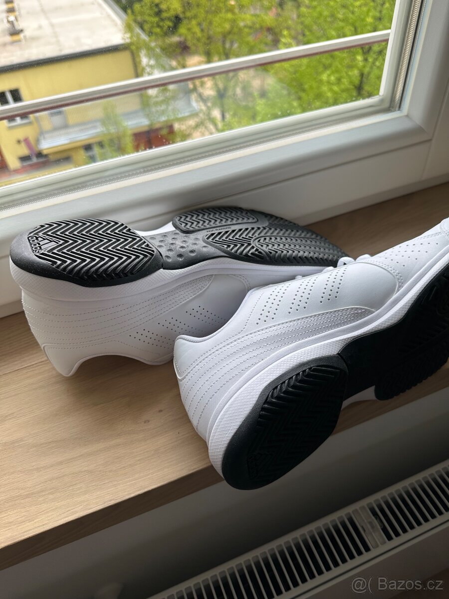 Adidas vel 45,5 nové - 3