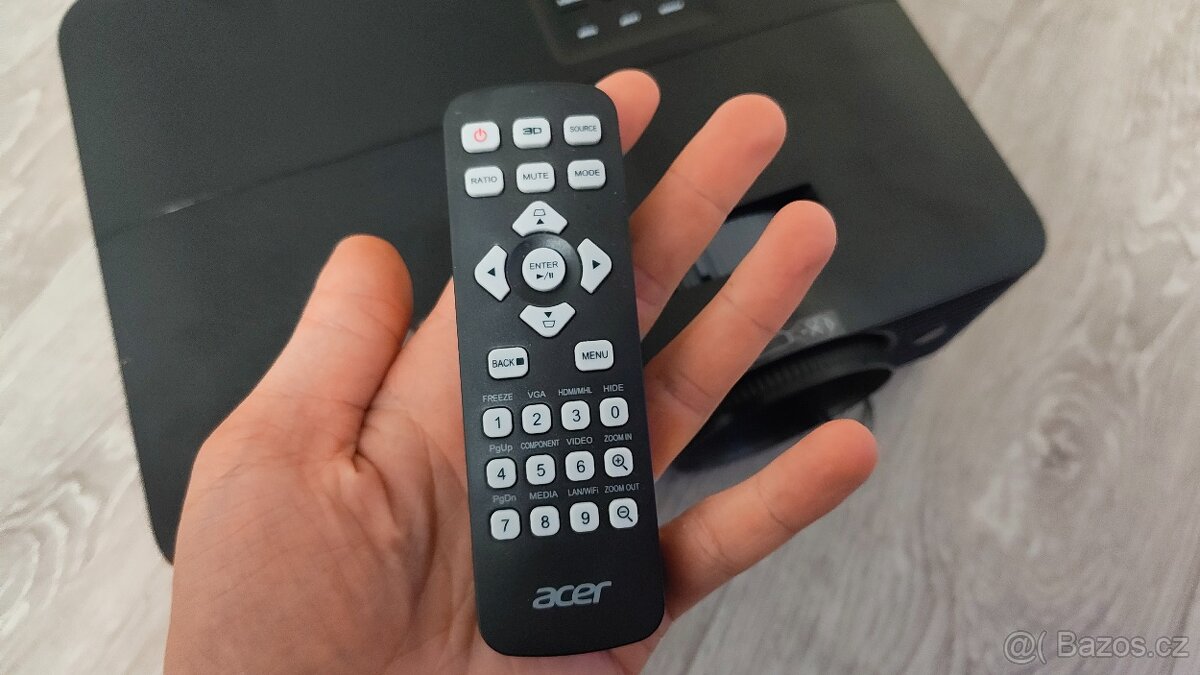 Prodám projektor Acer X1328. - 3