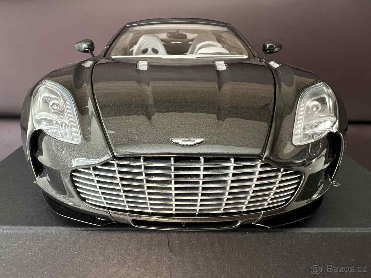 1:18 Autoart, Aston Martin - 3