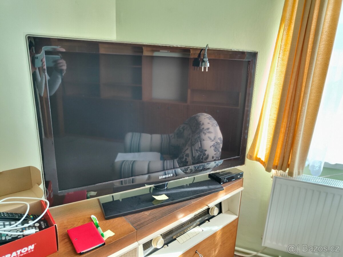 Funkční TV včetně set-top boxu - 3