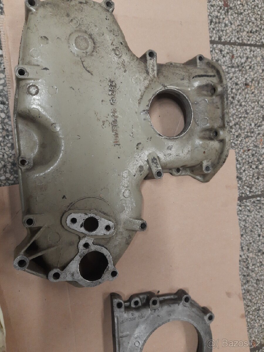 Víka motoru Zetor Crystal starý typ - 3