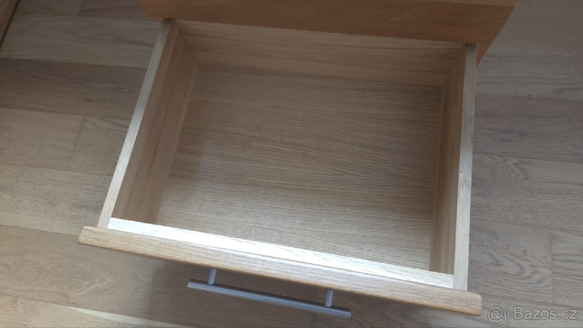 Stolek z masivního dubu - 3