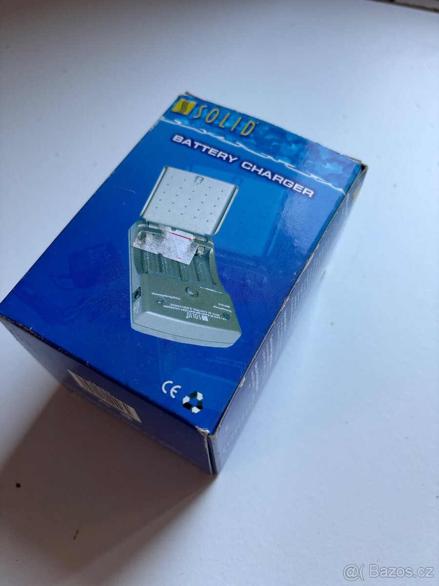 NABÍJEČKA TUŽKOVÝCH BATERIÍ - 3