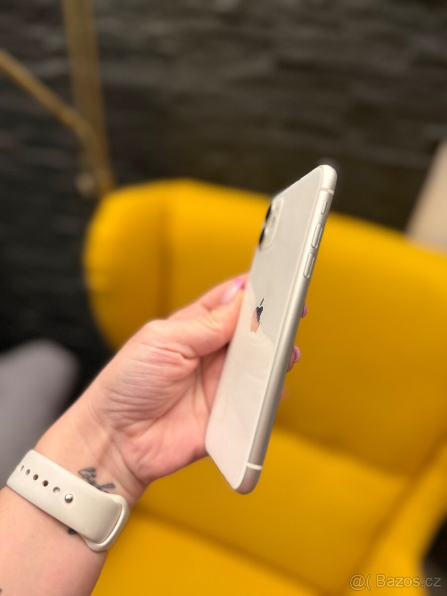 iPhone 11 - 3