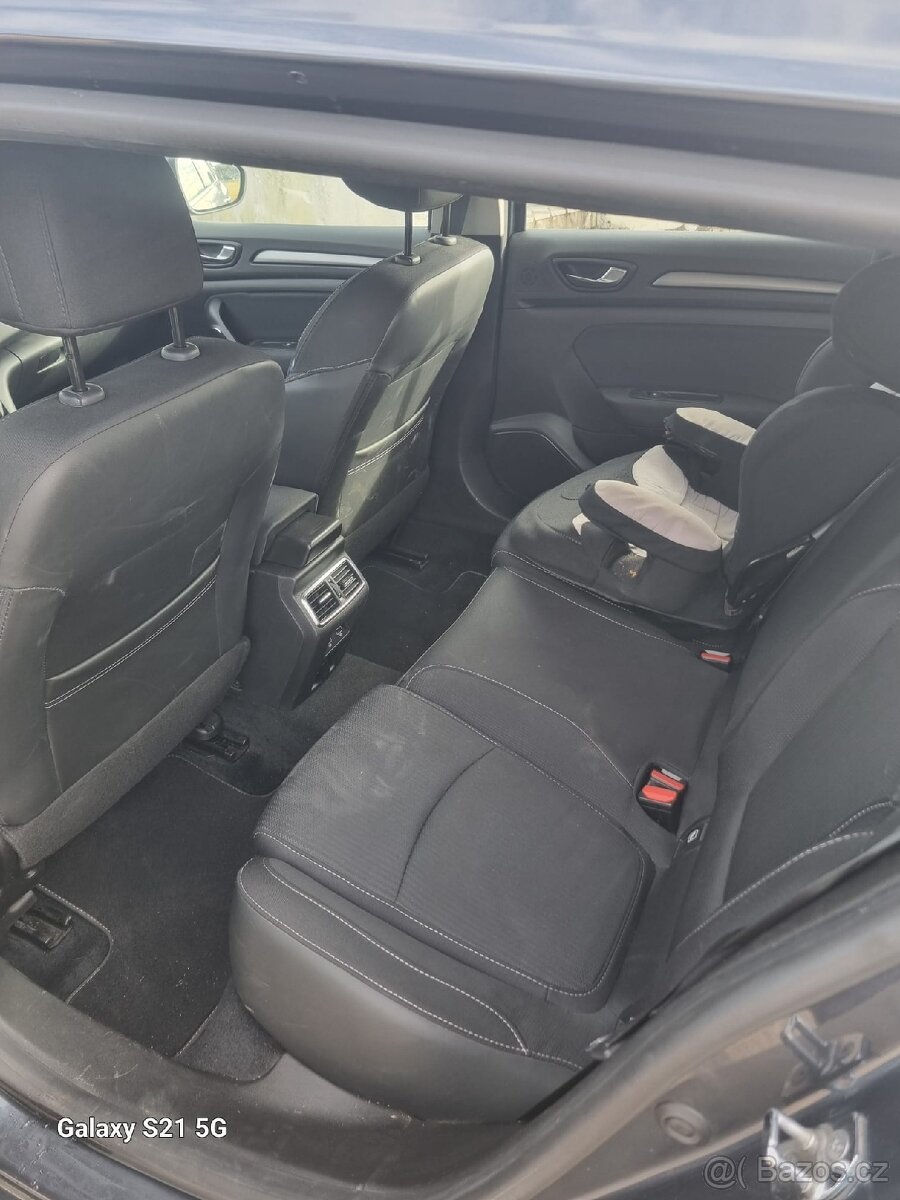 Renault Megane 1.5 BluedCi (2020) – Automat, Keyless, - 3