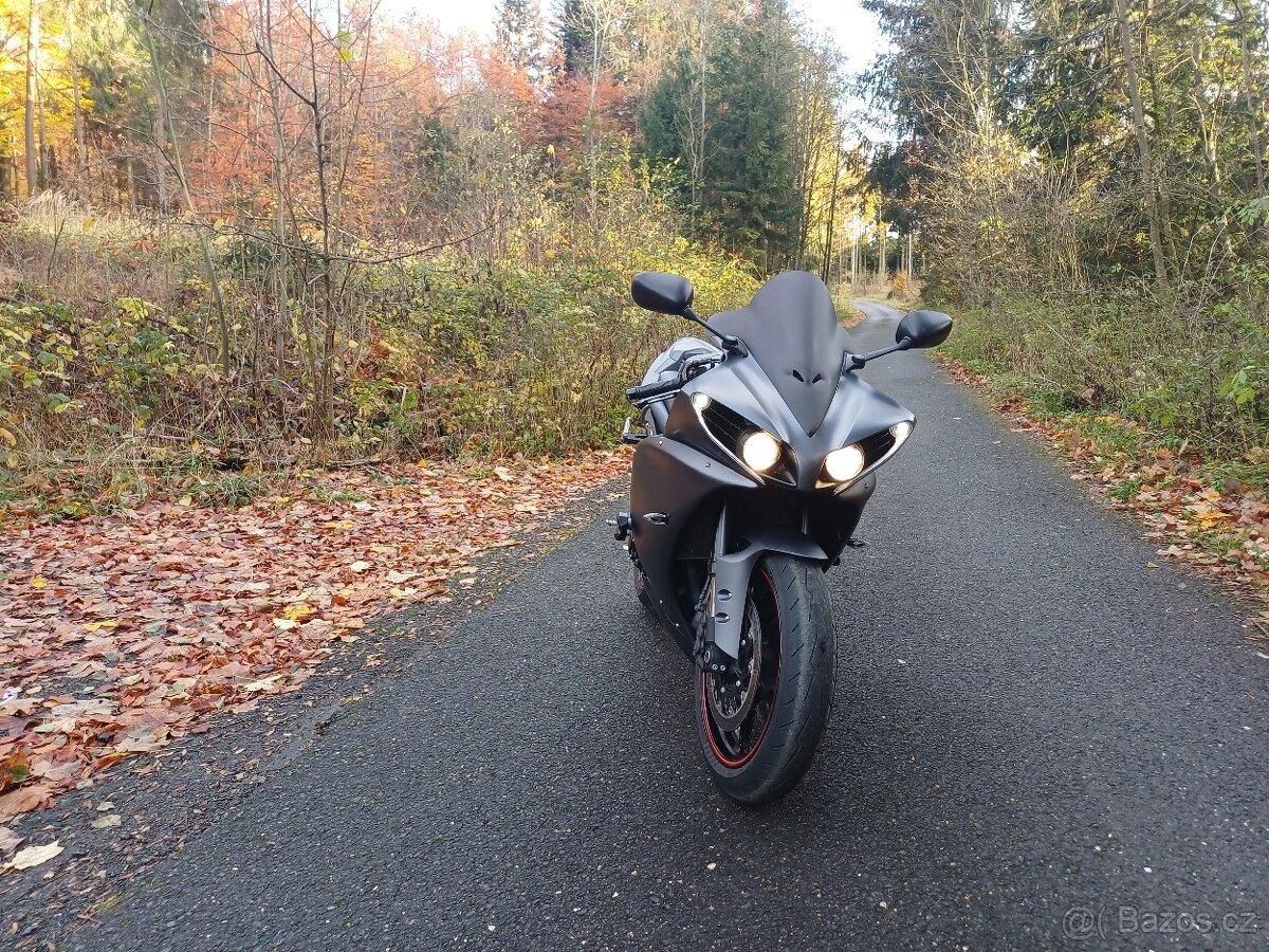 YAMAHA R1 - 2015 - 16.900km - 3