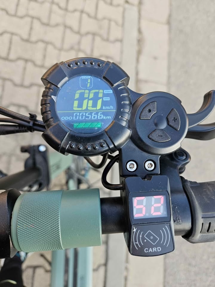 Elektrická koloběžka Vsett 8+ - 3