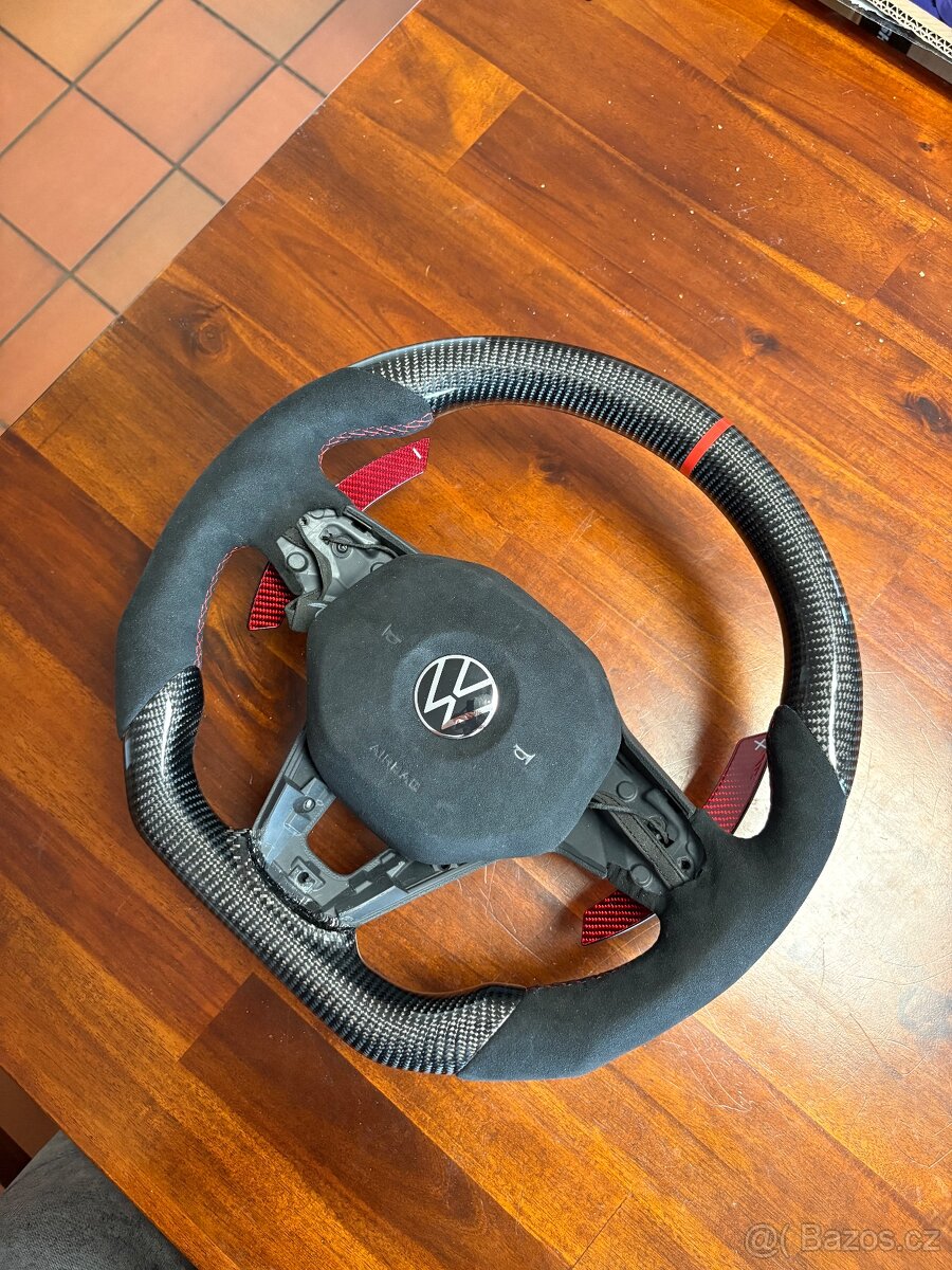 Karbonový volant - 3