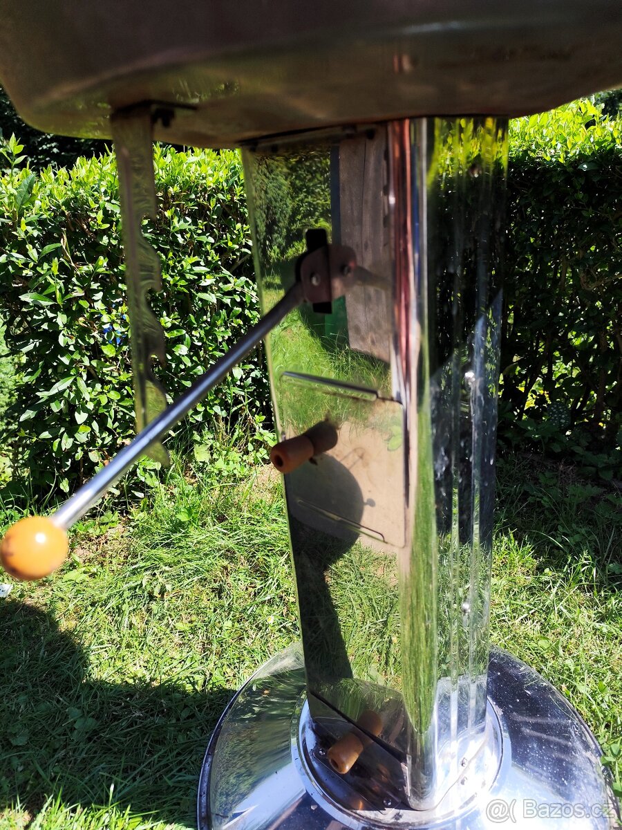 Nerezový sloupový gril - 3