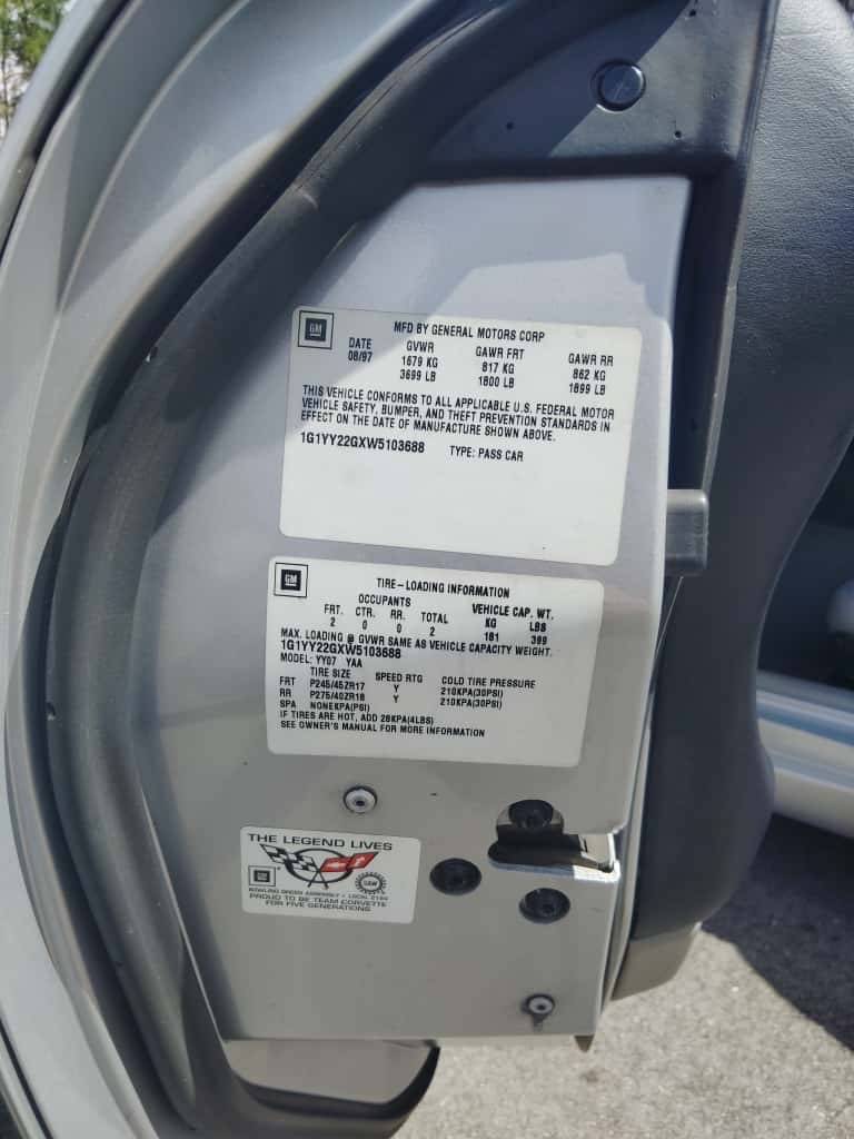 1998 Chevrolet Corvette C5 manual - 3