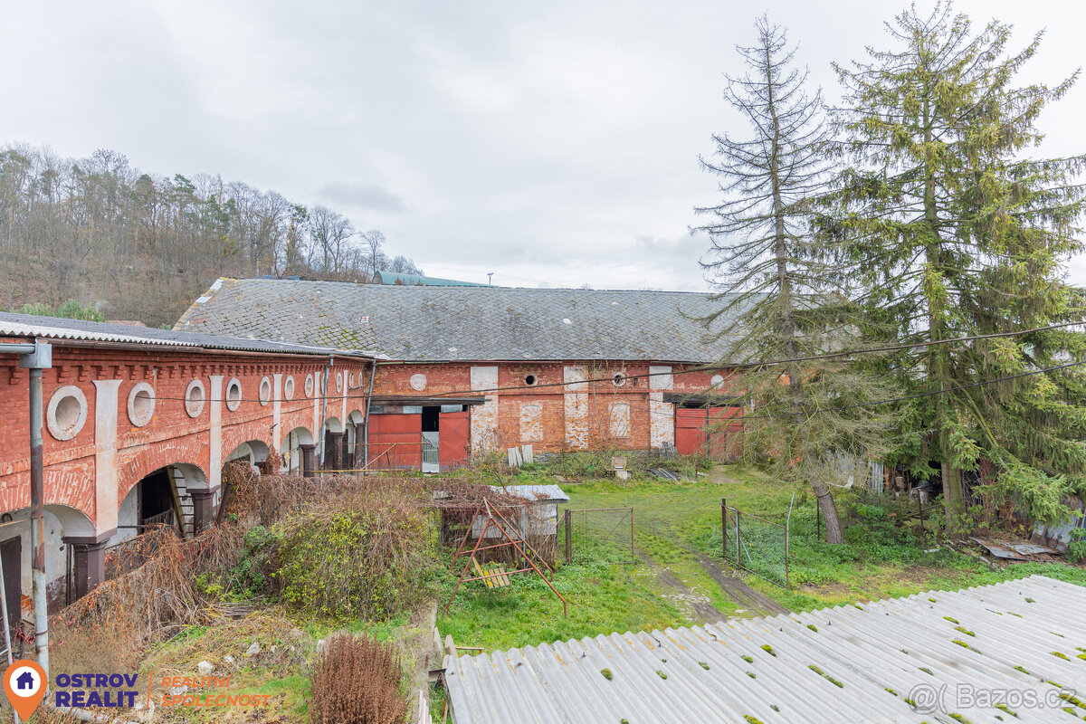 Prodej, rodinný dům se zázemím zemědělské usedlosti, pozemek - 3