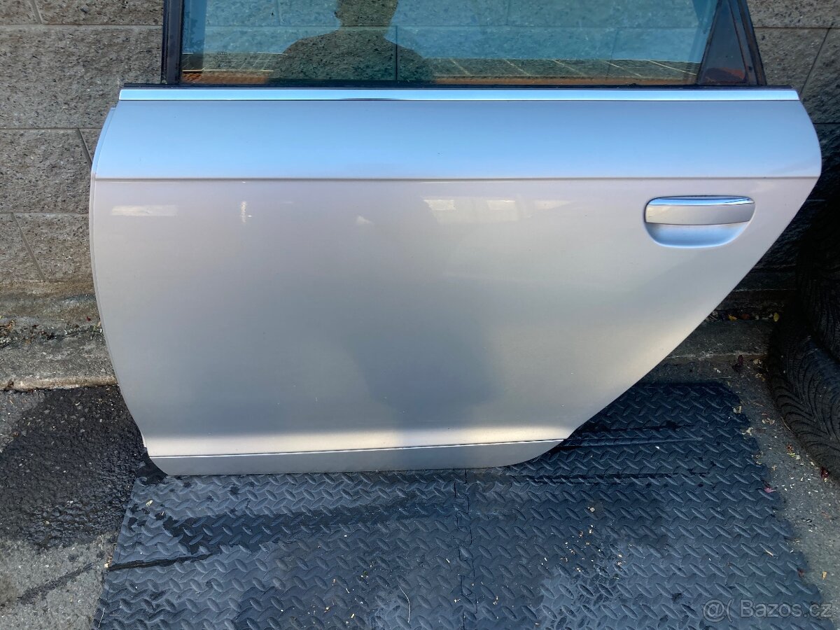 Audi A6 4F zadní levé dveře kombi Top stav - 3