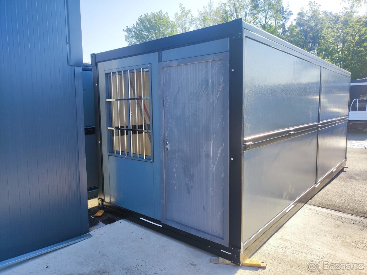 Stavební buňka 6x2,5 m s elektroinstalací, okny a mřížemi – - 3