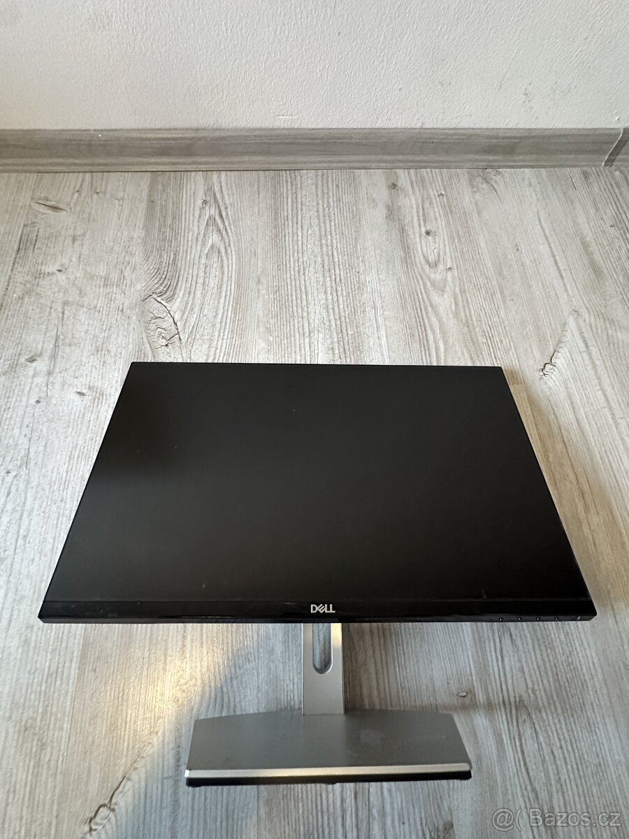 Stolní PC s kompletním příslušenstvím - 3