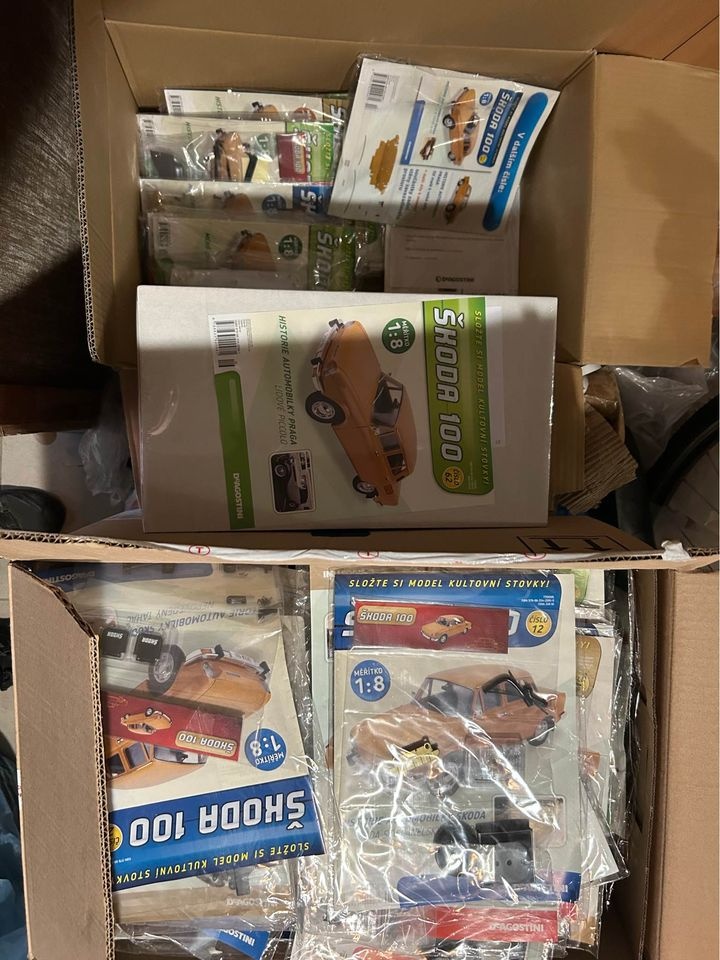 Stavebnice Škoda 100 DeAgostini 1:8 - 3