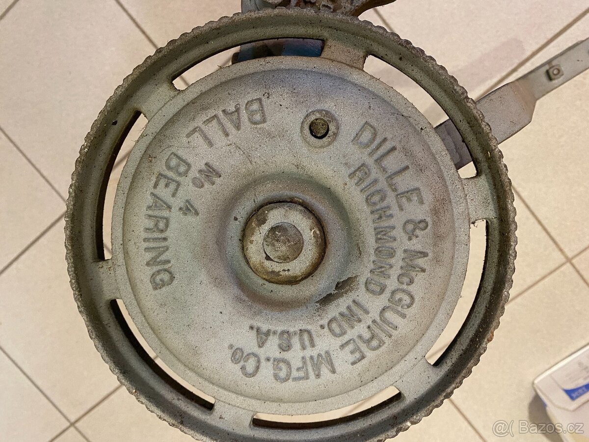 Americká ruční sekačka na trávu - 3