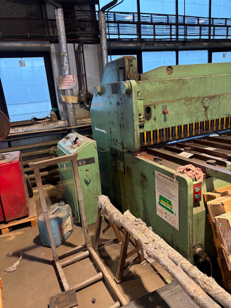 Prodám tabulové nůžky NTE 3150/10A - 3
