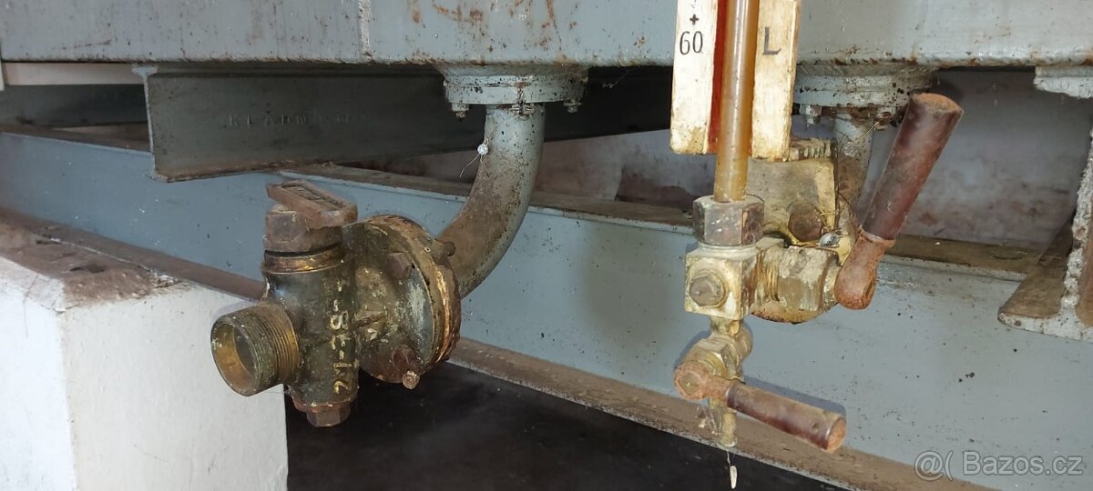 Historická ocelová nádrž na líh z roku 1920 - 3