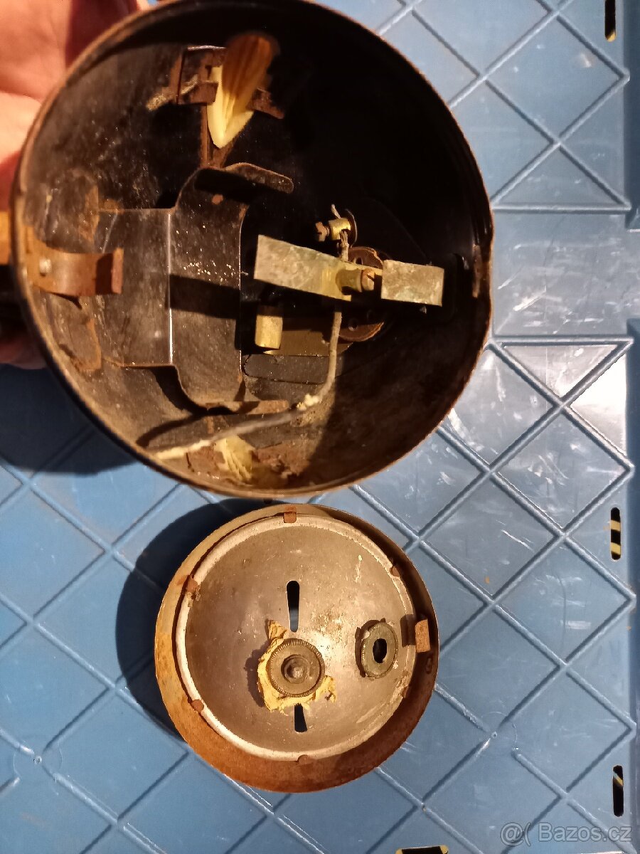 Světlo na Mopeda - 3