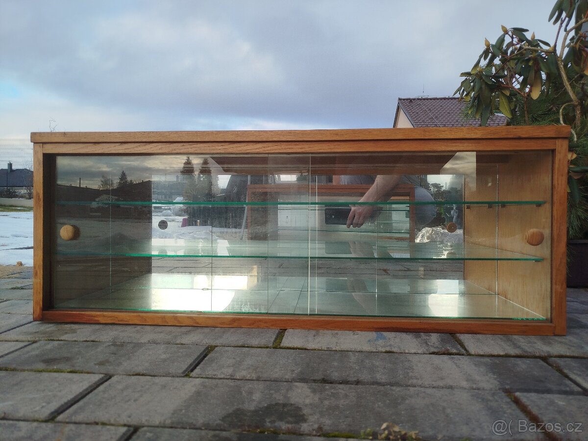 Skleněné vitríny na modely - 3