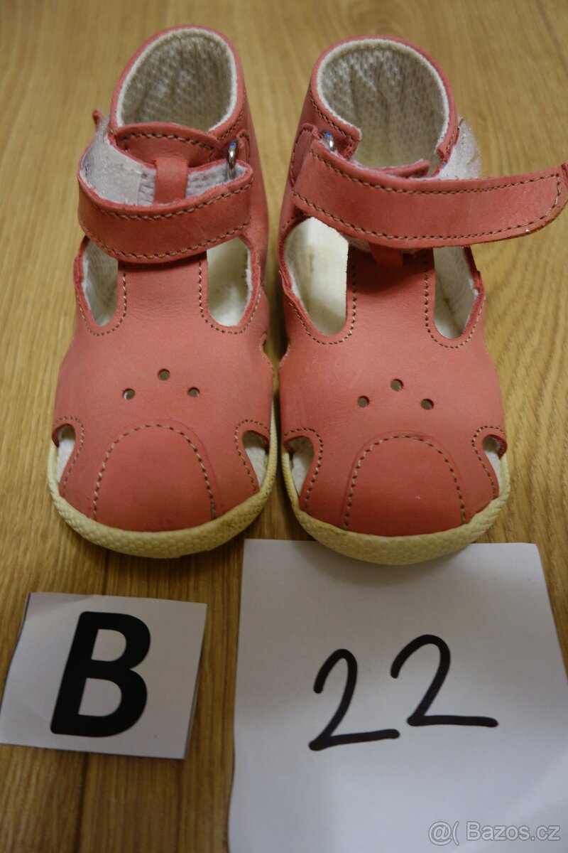 Dětské sandále, kožené, vel. 22 - 3