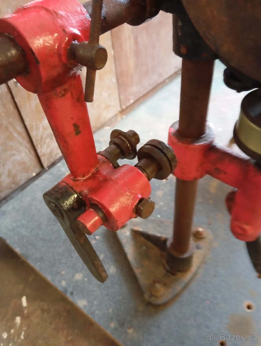 ZAVÍRAČKA KONZERV - 3