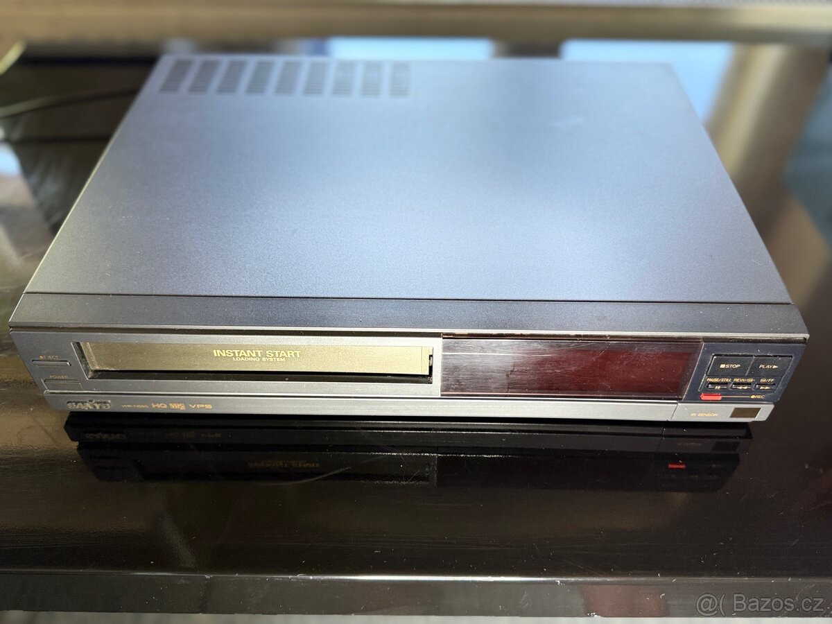 Videorekordér Sanyo VHR-7100G - 3
