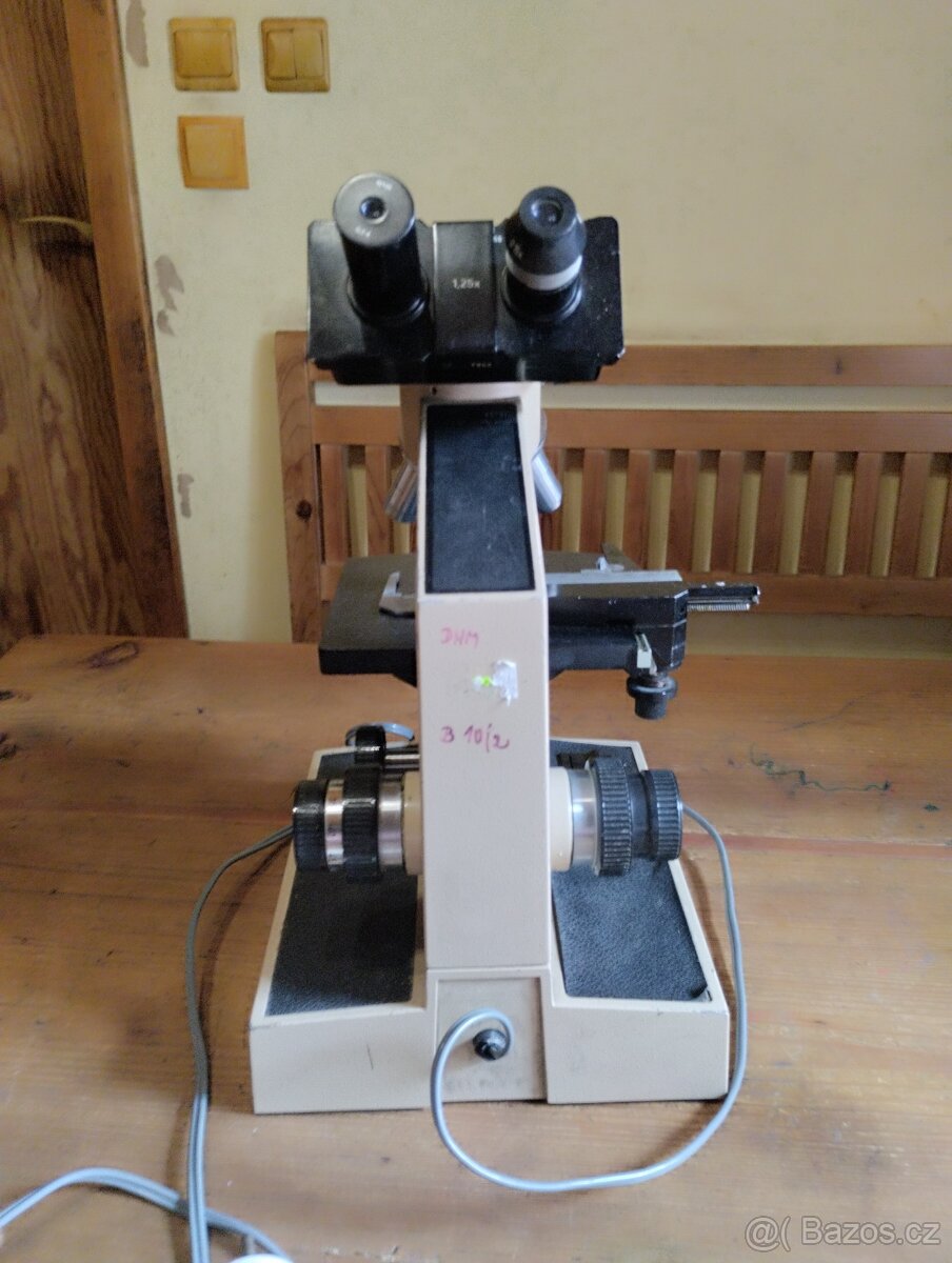 Binokulární mikroskop s podsvícením - 3