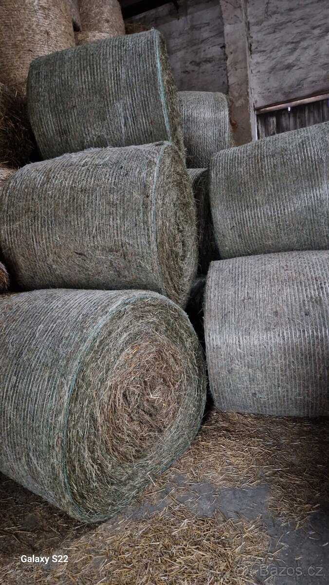 Seno balíky - 3