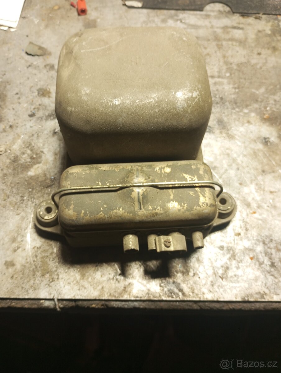 Dynamo PV3S a regulátor - 3