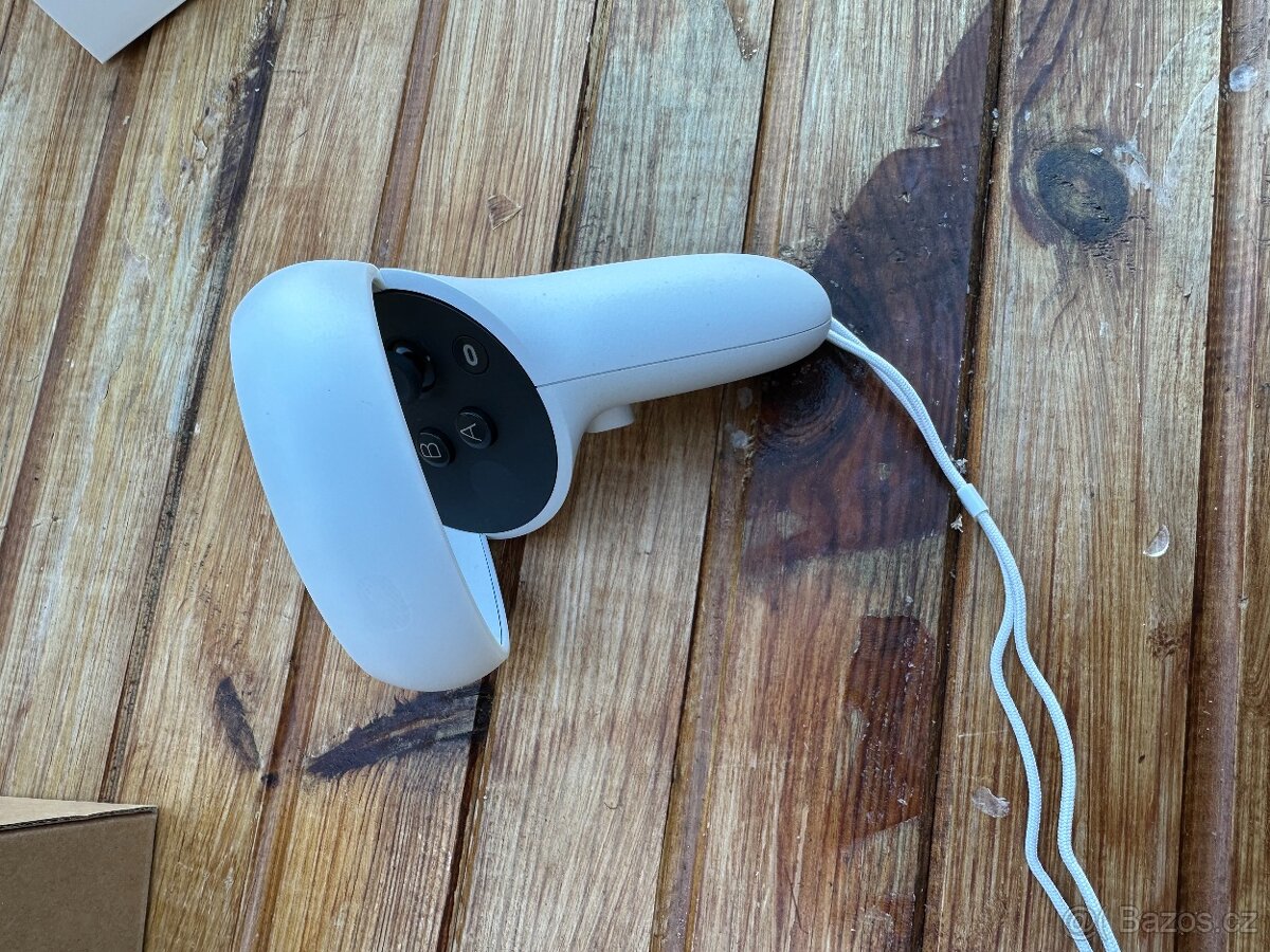 Oculus Quest 2 64GB - 3