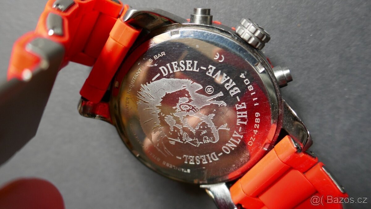 2X PÁNSKÉ HODINKY DIESEL//1X TOMMY HILFIGER - 3