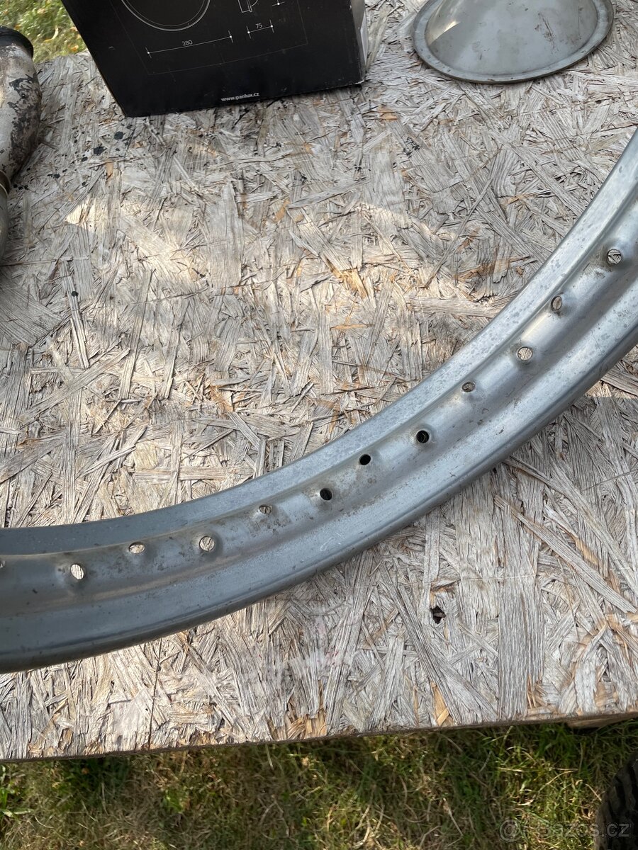 Rafek JAWA KÝVAČKA PANELKA - 3