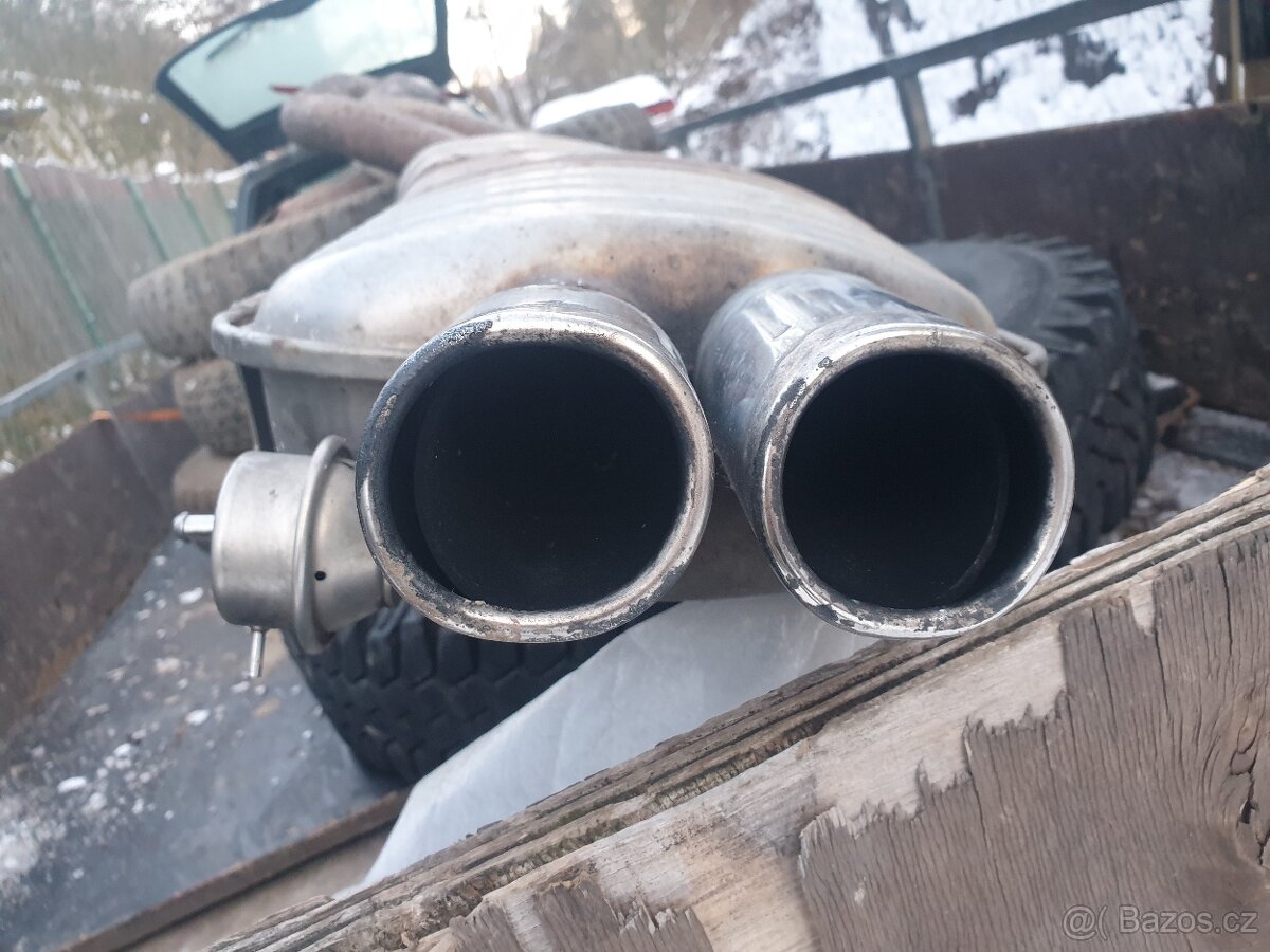 BMW e46 výfuk - touring - 3