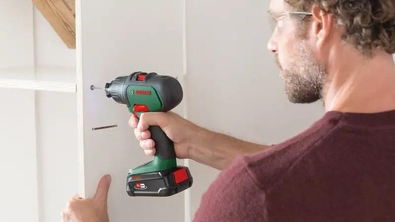 Aku vrtačka s příklepem BOSCH AdvancedImpact 18 - 3