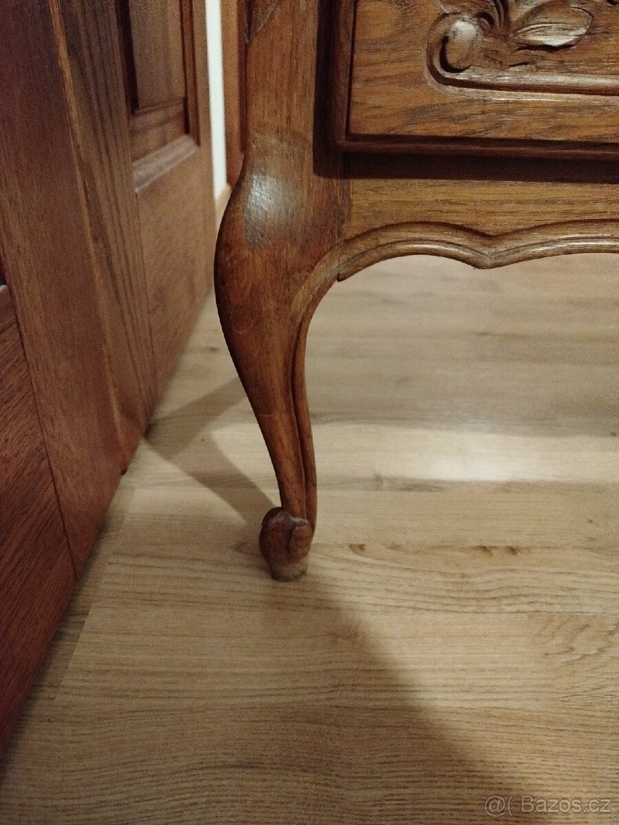 Historická komoda - 3