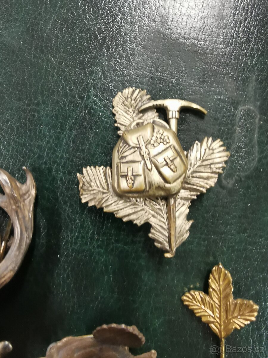 Staré myslivecké odznaky. - 3