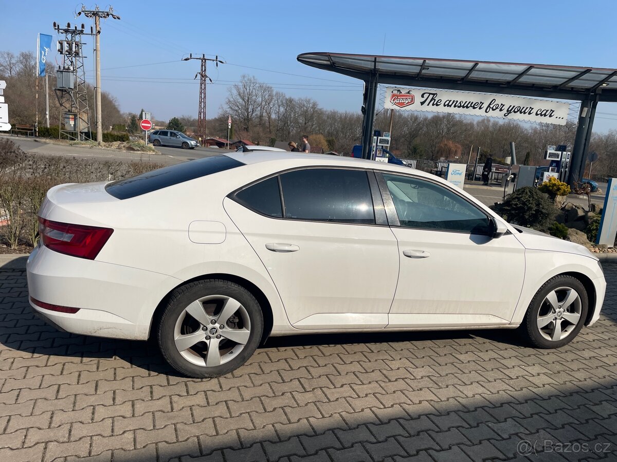 Škoda Superb 2.0 TDI DSG ČR - 3