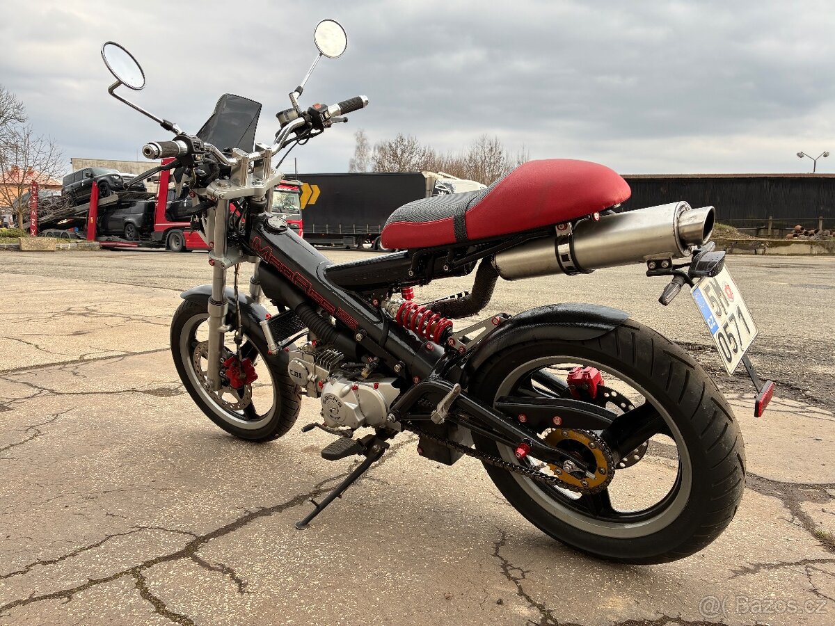 Sachs MadAss 125 - 3