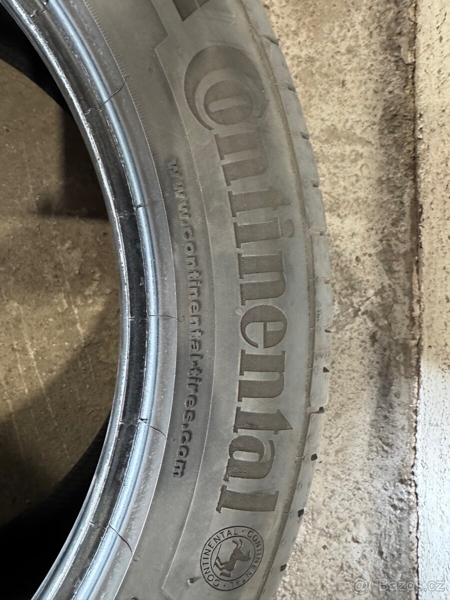 Continental 255/45/19 - 3