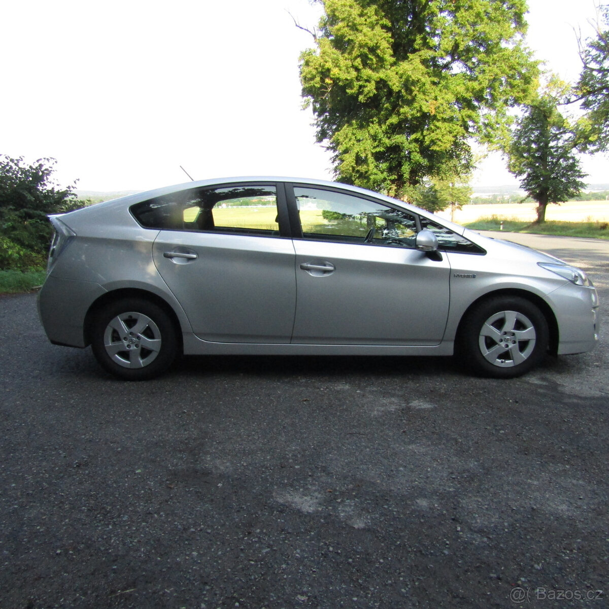 Toyota Prius 1,8i 73kw HYBRID, PLNÝ SERVIS TOYOTA, 121tkm - 3