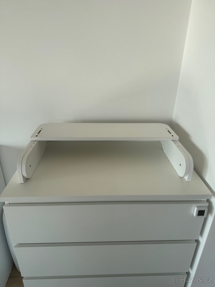 Přebalovací stolík - skládací - 3