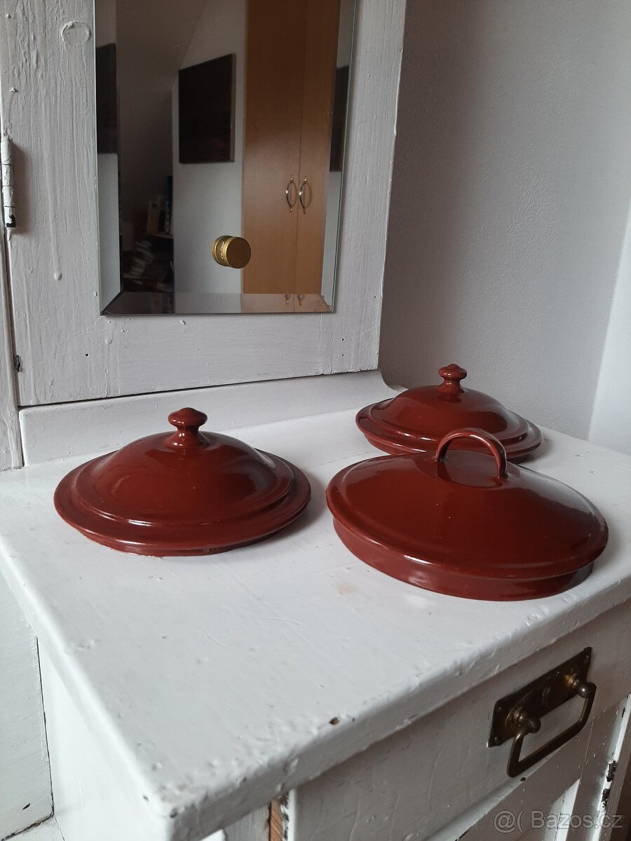 Staré smaltované pokličky - 3