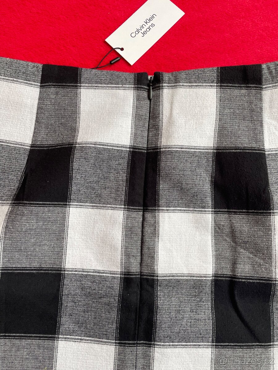 Sukni Calvin Klein - 3