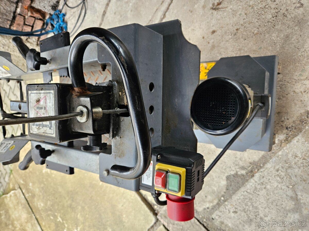 Štípačka dřeva IV80 - 3